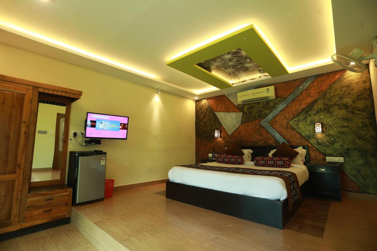 טריואנדרום Lara Lake View Resort מראה חיצוני תמונה