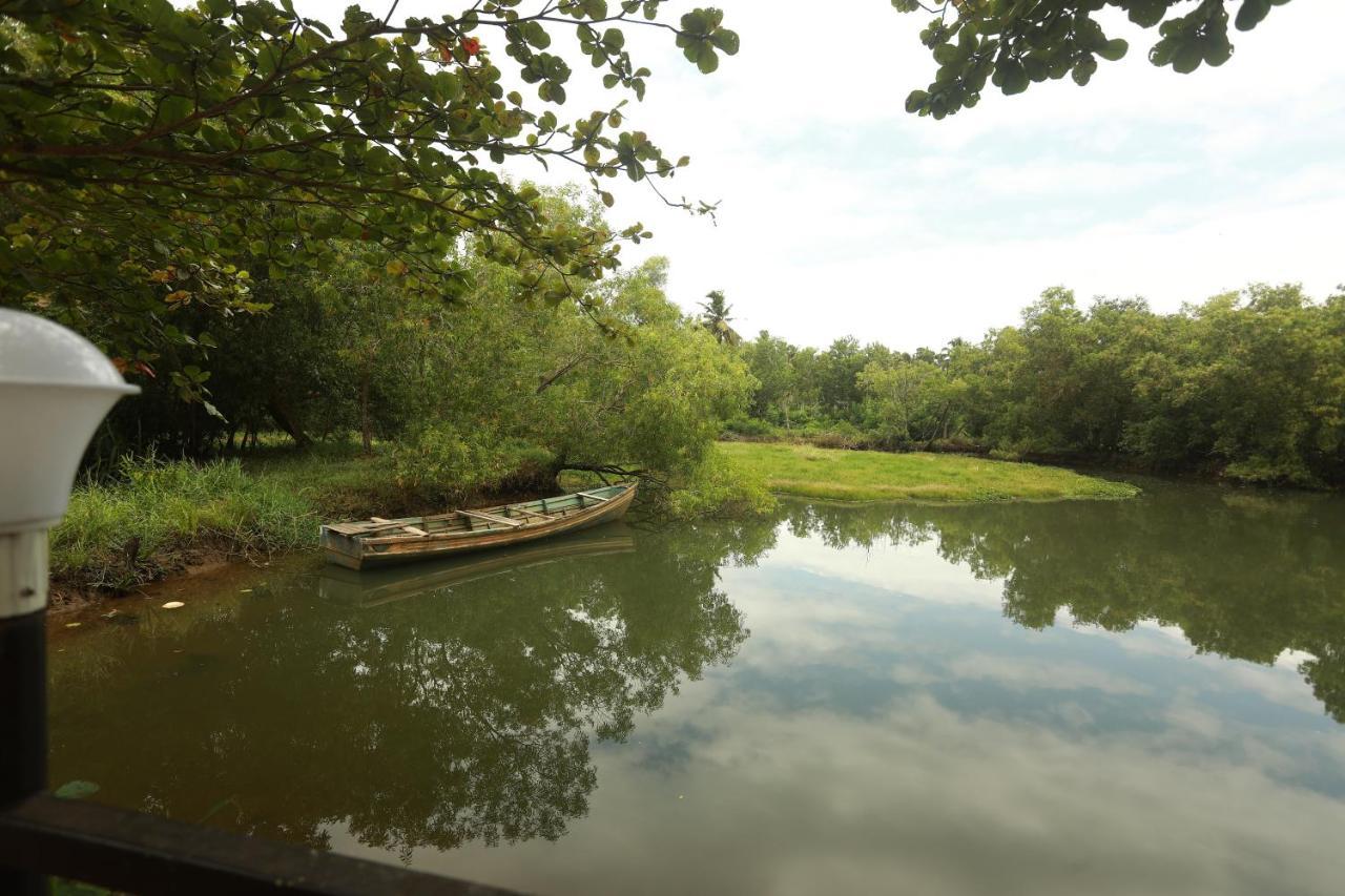טריואנדרום Lara Lake View Resort מראה חיצוני תמונה